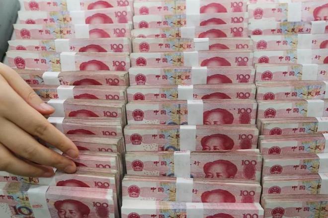 中国1-9月贸易顺差为6451亿而外汇却减少8600亿钱都哪去IM电竞 IM电竞app了？(图6)