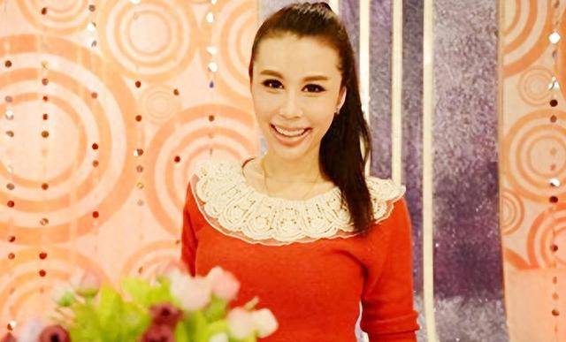 IM电竞 IM电竞app乒坛名将马琳：花一套别墅及百万与前妻离婚3年后再娶瑜伽教练(图9)